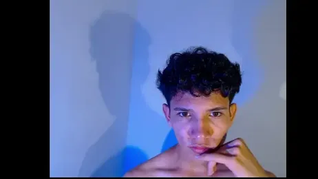 zeus_harrintong webcam model stream image