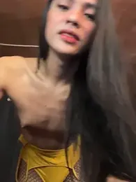 Ur_latinahotpaprika webcam model stream image