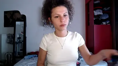 Lilou_cuute webcam model stream image