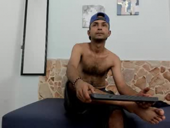 pitu_55 webcam model stream image