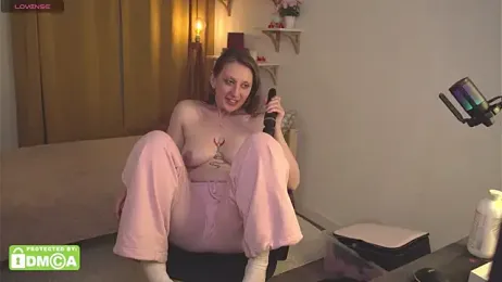 Helga_vibe webcam stripchat model stream image