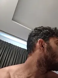 loganwollf webcam model stream image