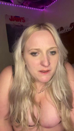 Kelkelly webcam model stream image