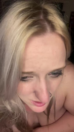 Kelkelly webcam model stream image