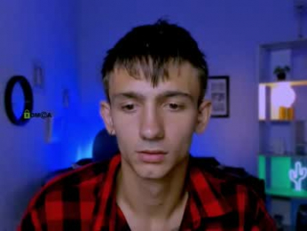 tobi_yours webcam model stream image