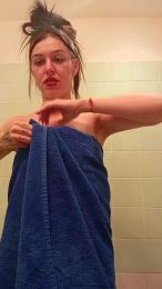 xxxAgatha webcam model stream image