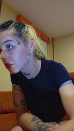 xxxAgatha webcam model stream image