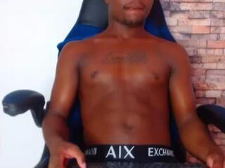 Matteo Stonee webcam model stream image