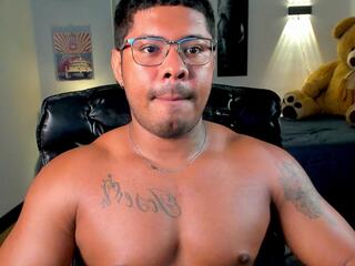 Derek Castle webcam model stream image