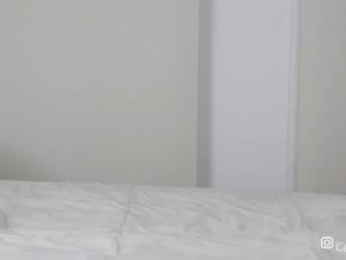 caamillee webcam model stream image