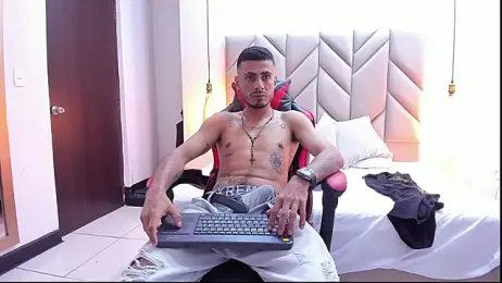 MatthewCullen webcam model stream image