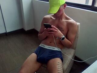 Hetero Ecuador webcam model stream image