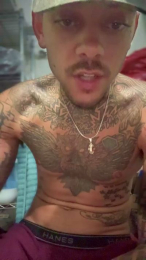 YellaboyAPEX webcam model stream image