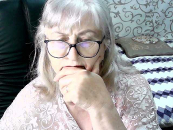 LolkaAlyss webcam model stream image