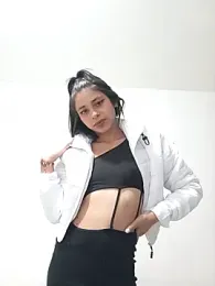 H_hiana webcam stripchat model stream image