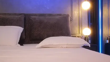 Rikka_Moore webcam model stream image