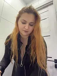 CandyShoopp webcam model stream image