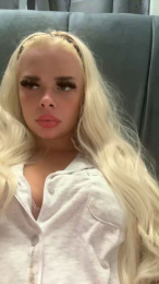 Squirtergirlxo webcam model stream image