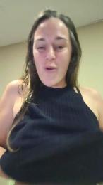 soymerylux webcam cam4 model stream image