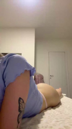 emilychannel webcam model stream image