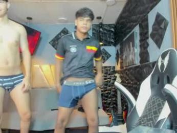 mr_mois webcam model stream image