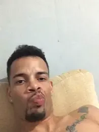 HenriquePhn webcam model stream image