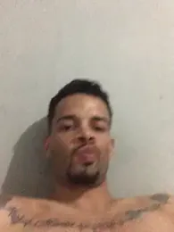 HenriquePhn webcam model stream image