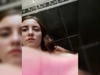 Monika_live webcam model stream image