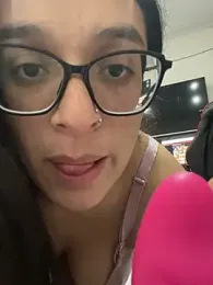 Ninnfa webcam model stream image