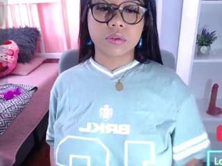 naahom1 webcam model stream image