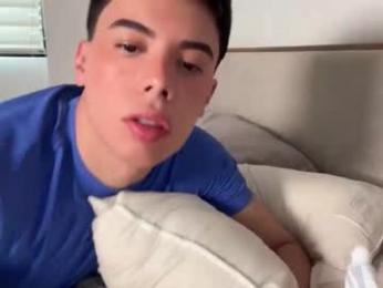 zamuel_18 webcam model stream image