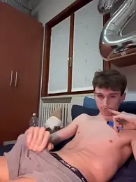 TWINK_ethan webcam model stream image