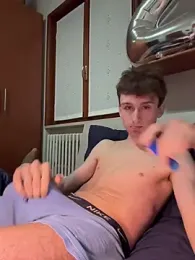 TWINK_ethan webcam model stream image