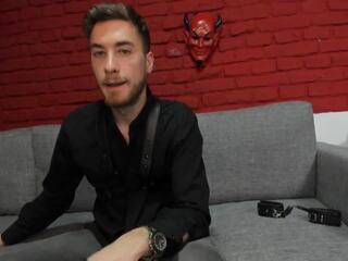 Harvey Wiliams webcam model stream image