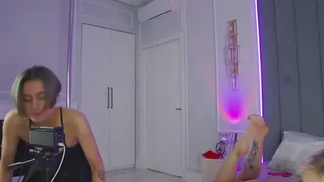 VioletAsh webcam model stream image