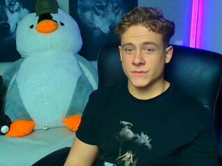 Zeke Carter webcam model stream image