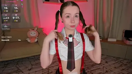 DominikaElis webcam model stream image