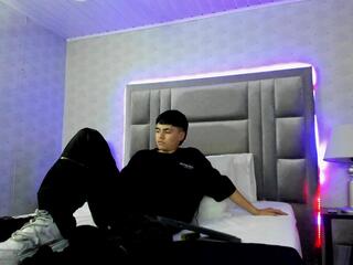 Anthony Riverss webcam model stream image
