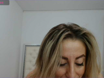erykajoyy webcam bongacams model stream image