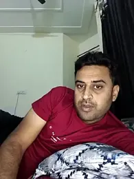 ITZ_GURU webcam model stream image