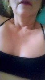 milfsexy1 webcam model stream image