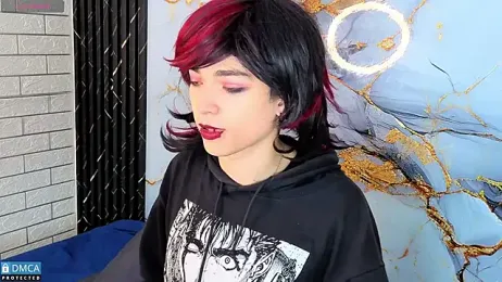 MaeveKuro webcam model stream image