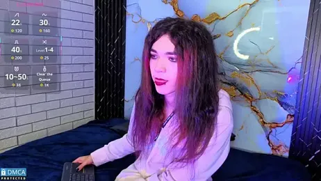 MaeveKuro webcam model stream image