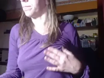 Dettybitch40 webcam model stream image
