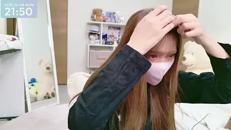 -SHINON- webcam model stream image