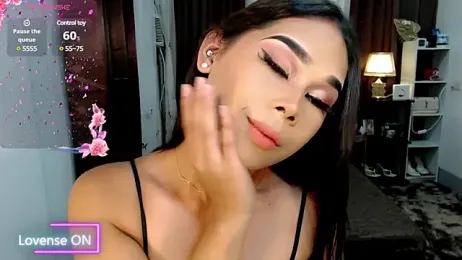 LuxuriousNikkixxx webcam model stream image