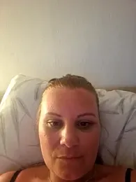 Miss-ShelbyXX webcam model stream image