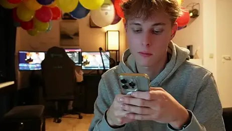 InnocentGuysOF webcam model stream image