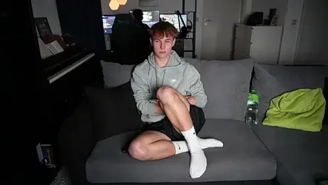 InnocentGuysOF webcam stripchat model stream image