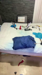 PowerBottomCat webcam model stream image